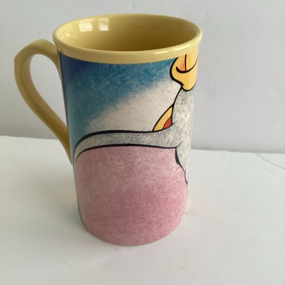 Vintage Dumbo Walt Disney World Mug Made in Thailand Large Yellow Blue Ceramic - Picture 3 of 8